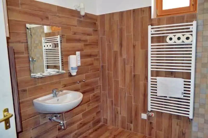  Cazare | Hotel**** (K0969-12) Imaginea poate fi supusă drepturilor de autor. Se recomandă contactarea titularului drepturilor.