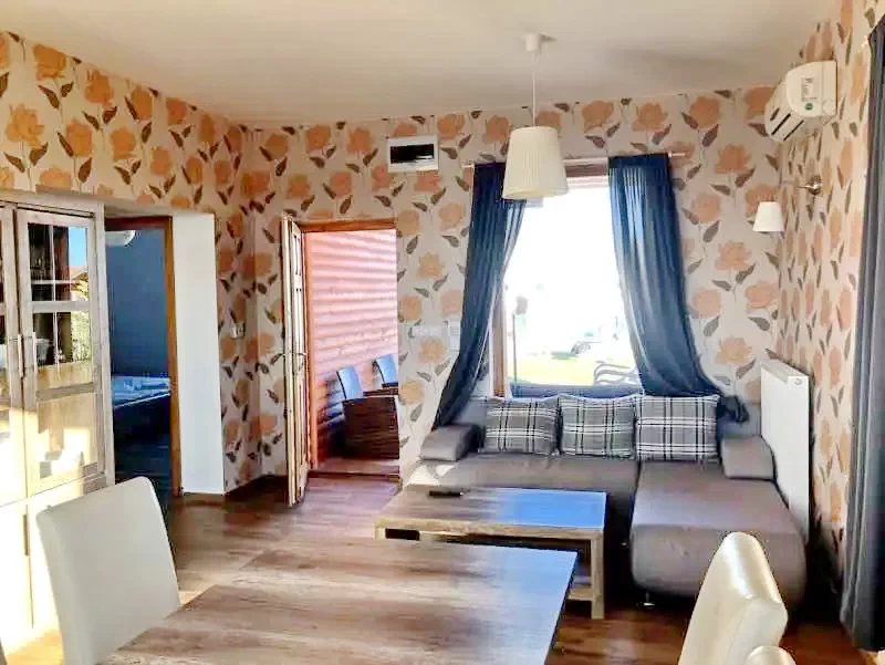  Cazare | Hotel**** (K0969-19) Imaginea poate fi supusă drepturilor de autor. Se recomandă contactarea titularului drepturilor.