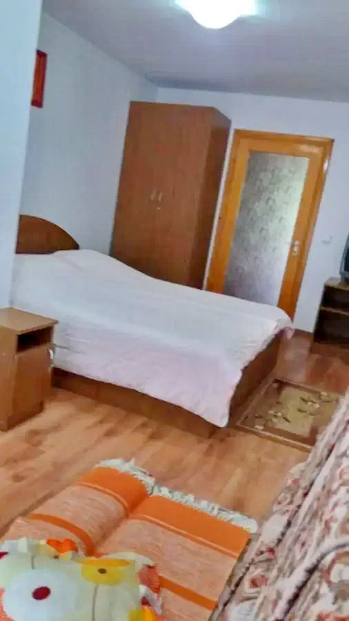 Kercisóra Szállás | Motel (K0459-8) A kép szerzői jogvédelem alatt állhat. Javasolt a kapcsolatfelvétel a jog tulajdonossal.