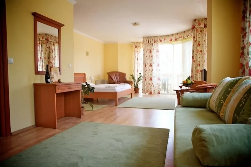 Hajdúszoboszló Szállás | Hotel*** (K0168-30) A kép szerzői jogvédelem alatt állhat. Javasolt a kapcsolatfelvétel a jog tulajdonossal.