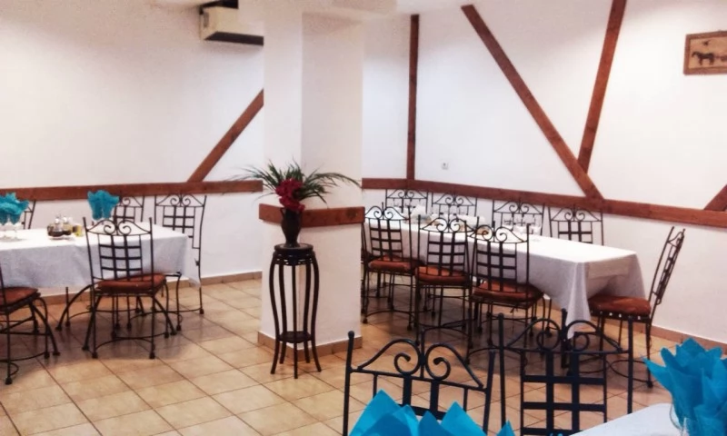  Szállás | Turisztikai panzió (K1490-30) A kép szerzői jogvédelem alatt állhat. Javasolt a kapcsolatfelvétel a jog tulajdonossal.