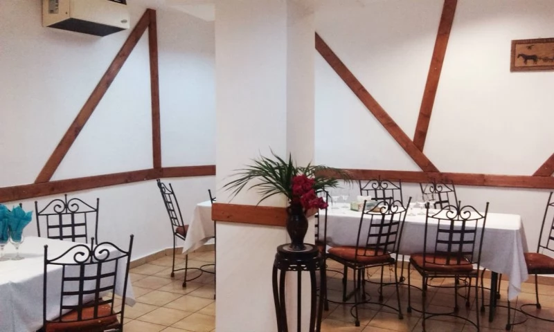  Szállás | Turisztikai panzió (K1490-36) A kép szerzői jogvédelem alatt állhat. Javasolt a kapcsolatfelvétel a jog tulajdonossal.