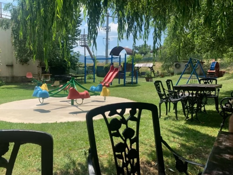 Horezu Cazare | Pensiune turistică (K1490-52) Imaginea poate fi supusă drepturilor de autor. Se recomandă contactarea titularului drepturilor.