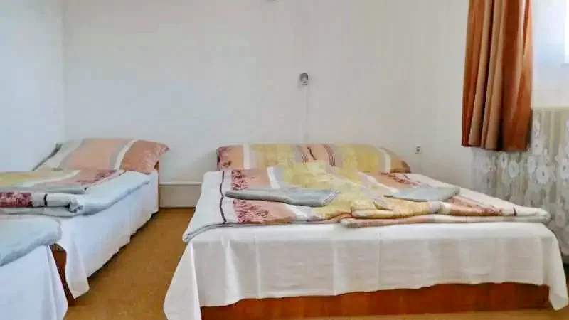 Mișcolț Cazare | Hotel**** (K0875-15) Imaginea poate fi supusă drepturilor de autor. Se recomandă contactarea titularului drepturilor.