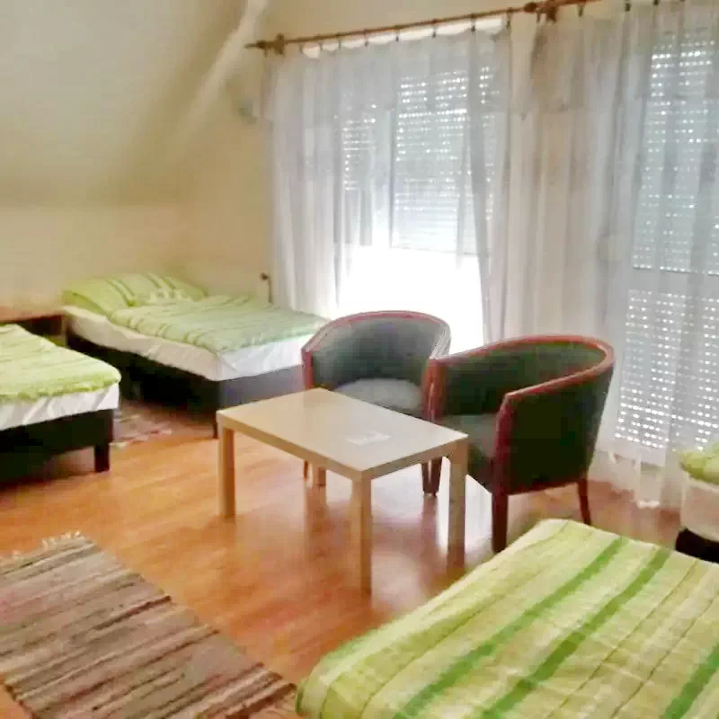 Mișcolț Cazare | Hotel**** (K0861-35) Imaginea poate fi supusă drepturilor de autor. Se recomandă contactarea titularului drepturilor.