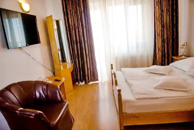 Arad Cazare | Motel (K0940-11) Imaginea poate fi supusă drepturilor de autor. Se recomandă contactarea titularului drepturilor.