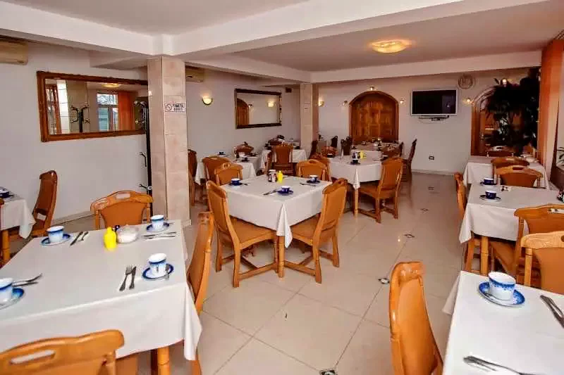 Arad Cazare | Motel (K0940-17) Imaginea poate fi supusă drepturilor de autor. Se recomandă contactarea titularului drepturilor.