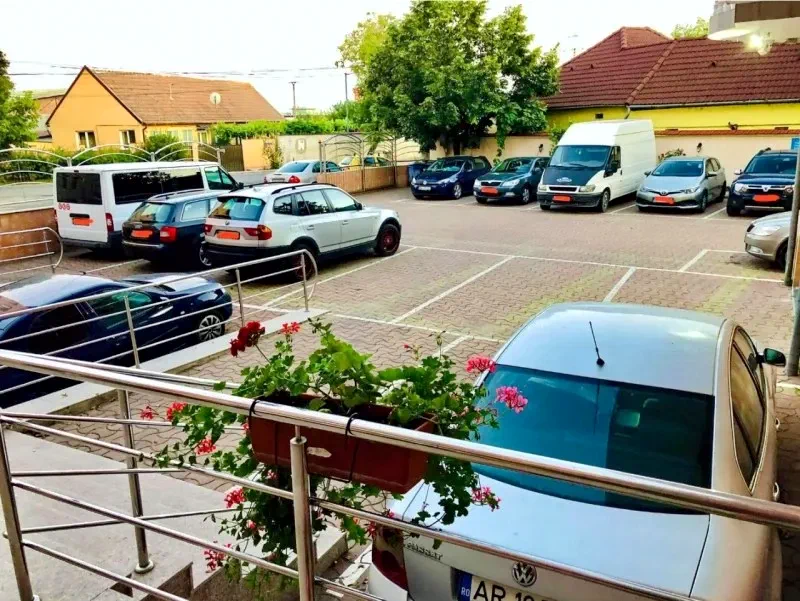 Arad Cazare | Motel (K0940-55) Imaginea poate fi supusă drepturilor de autor. Se recomandă contactarea titularului drepturilor.