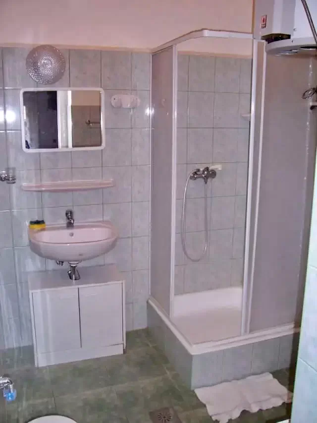 Budapesta Cazare | Apartament (K0289-12) Imaginea poate fi supusă drepturilor de autor. Se recomandă contactarea titularului drepturilor.