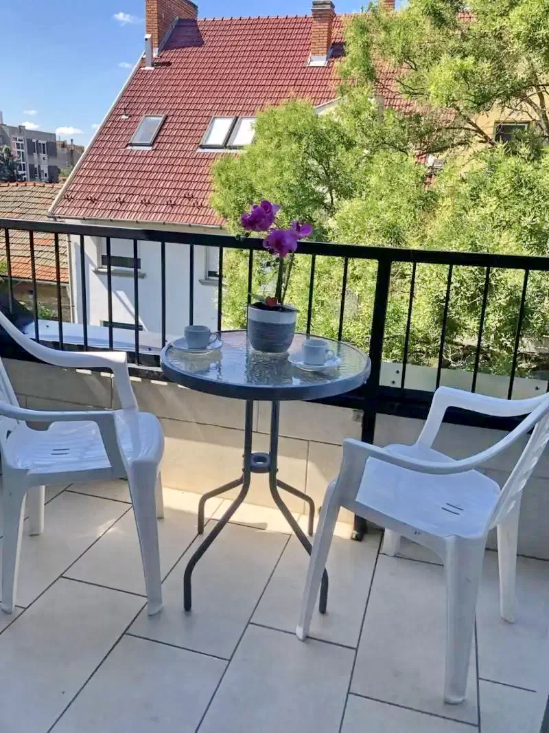 Seghedin Cazare | Motel (K0426-2) Imaginea poate fi supusă drepturilor de autor. Se recomandă contactarea titularului drepturilor.