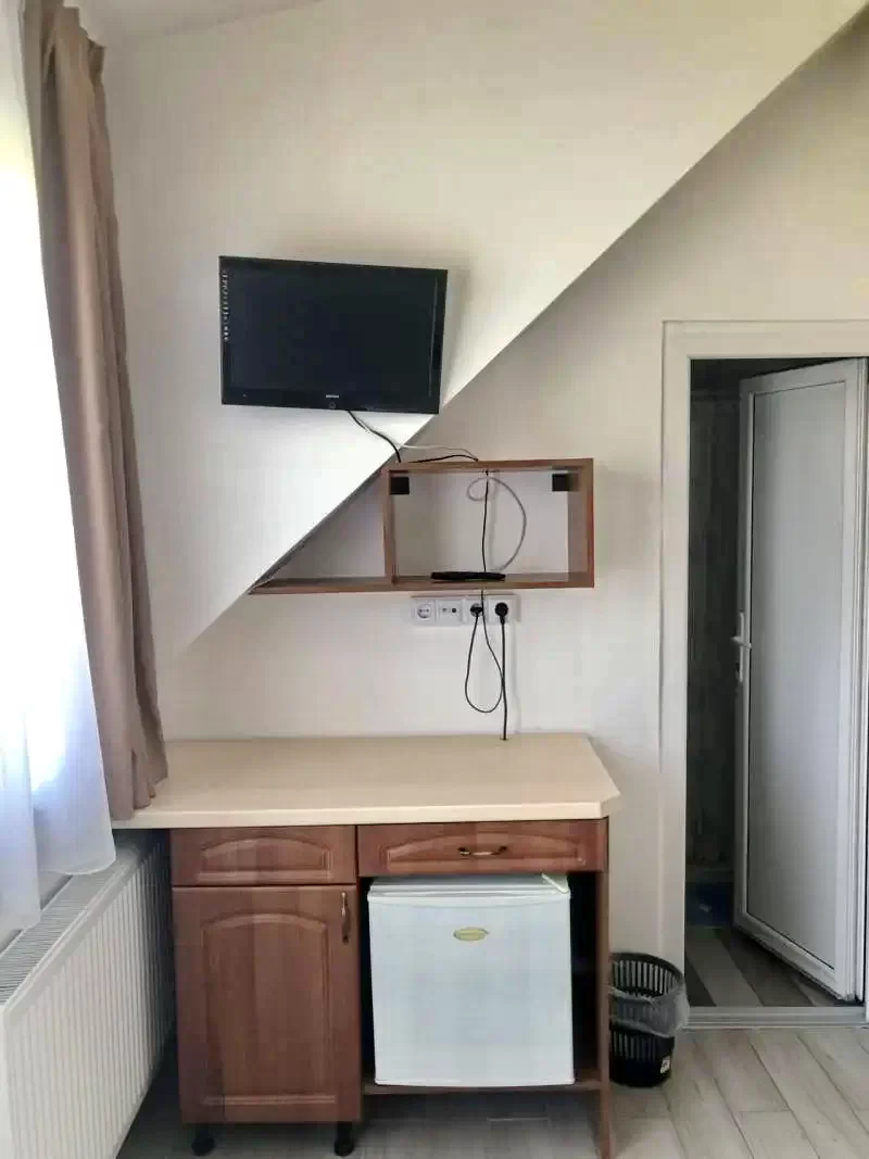 Seghedin Cazare | Motel (K0426-18) Imaginea poate fi supusă drepturilor de autor. Se recomandă contactarea titularului drepturilor.