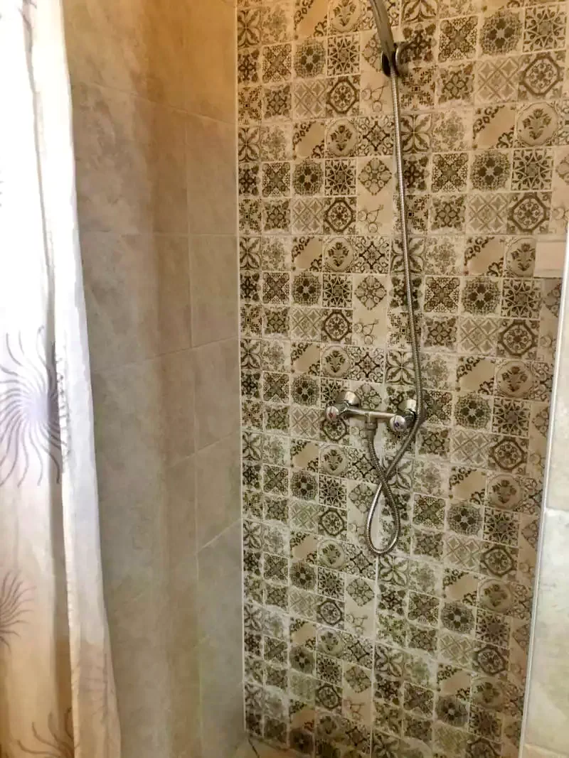 Seghedin Cazare | Motel (K0426-26) Imaginea poate fi supusă drepturilor de autor. Se recomandă contactarea titularului drepturilor.