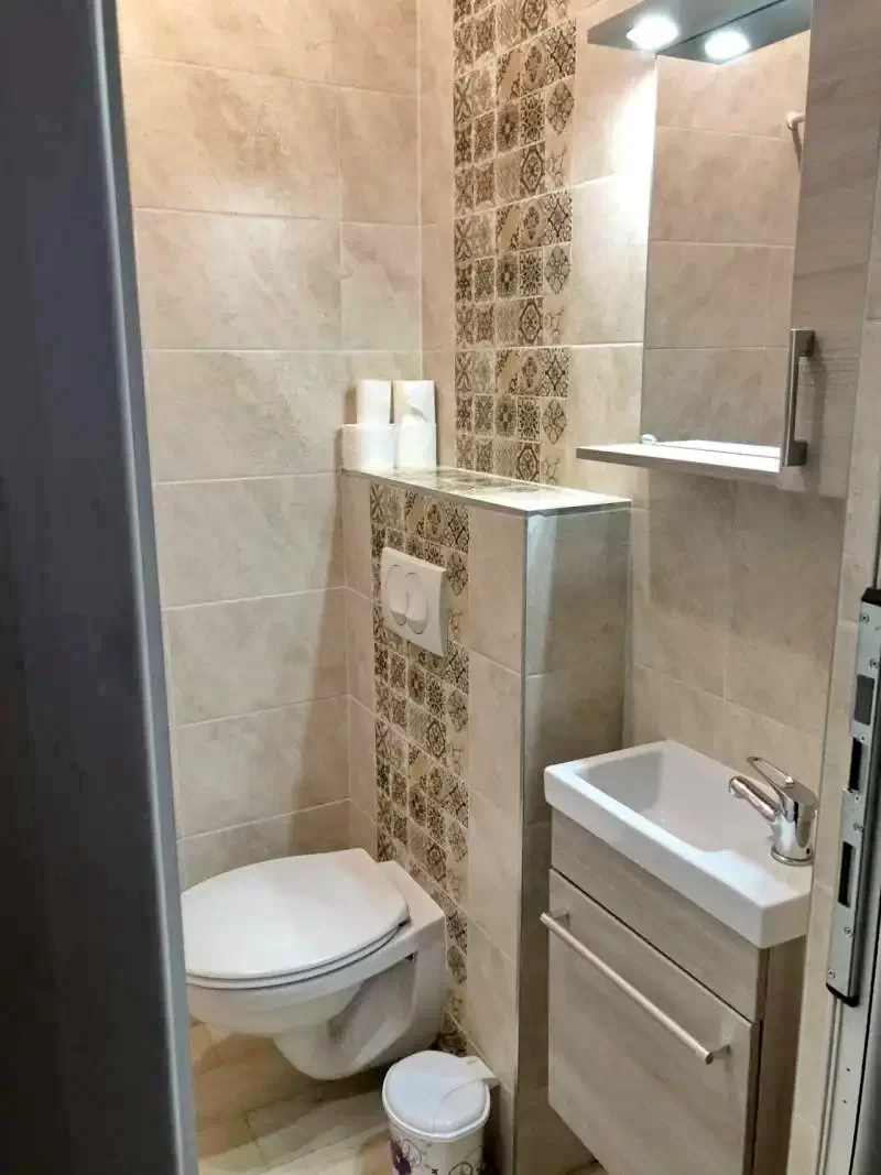 Seghedin Cazare | Motel (K0426-31) Imaginea poate fi supusă drepturilor de autor. Se recomandă contactarea titularului drepturilor.