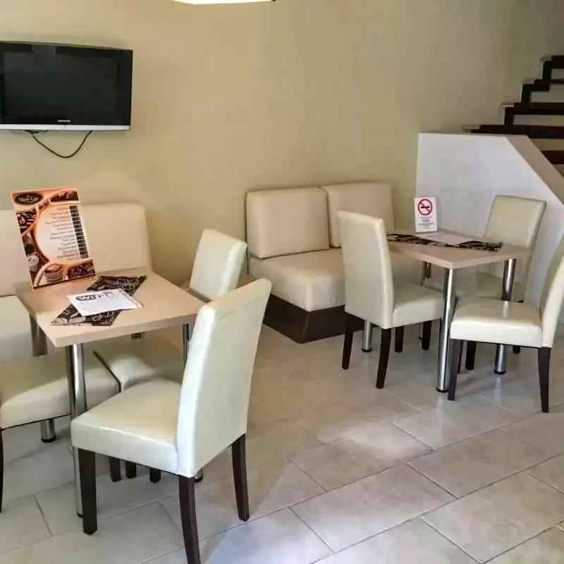 Seghedin Cazare | Motel (K0426-37) Imaginea poate fi supusă drepturilor de autor. Se recomandă contactarea titularului drepturilor.