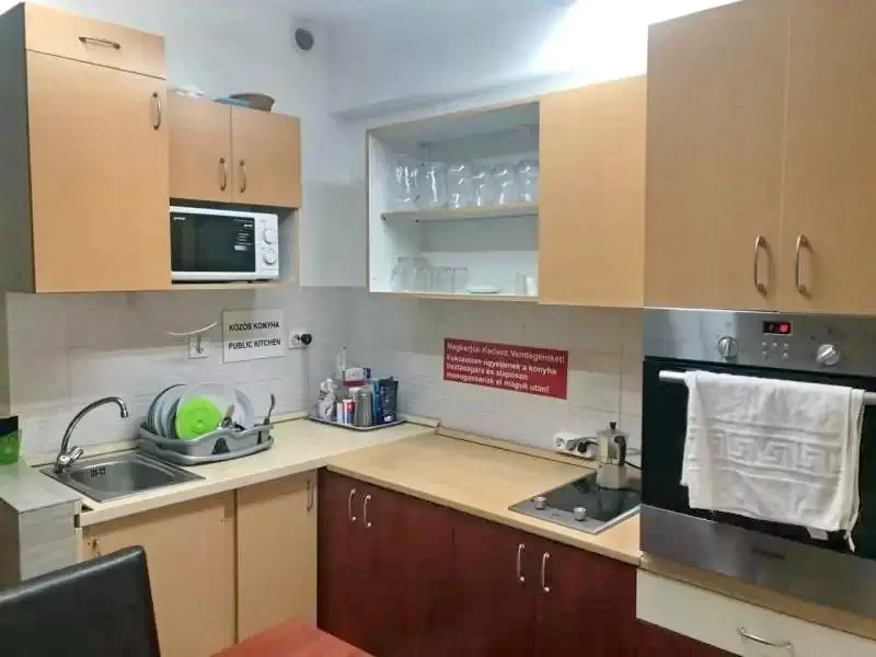 Seghedin Cazare | Motel (K0426-41) Imaginea poate fi supusă drepturilor de autor. Se recomandă contactarea titularului drepturilor.