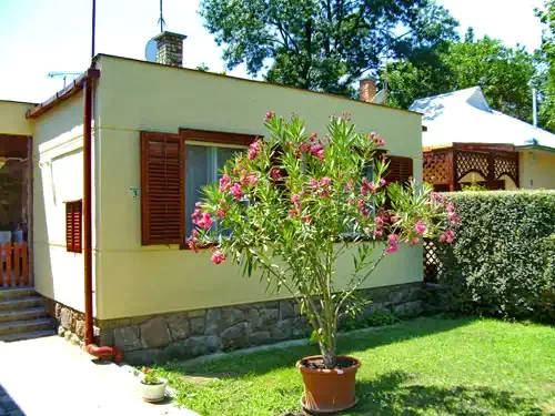 Hajdúszoboszló Cazare | Sat de vacanță (K0670-5) Imaginea poate fi supusă drepturilor de autor. Se recomandă contactarea titularului drepturilor.