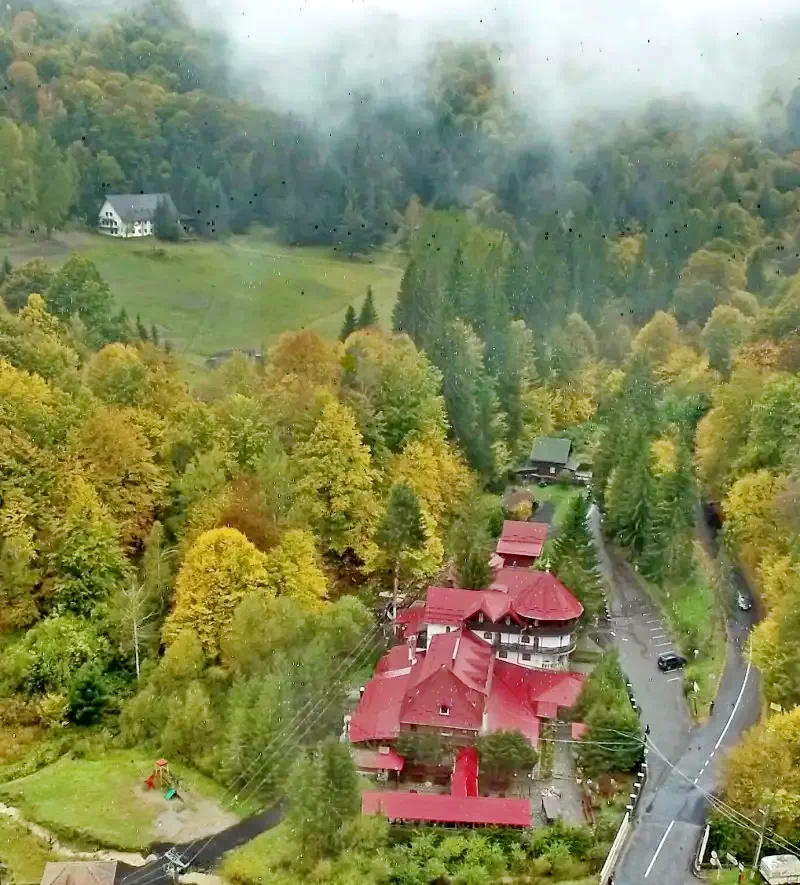 Szállás Băile Bálványos - Pensiunea Vár*** | Bálványosfürdő - Vár Panzió***. A kép szerzői jogvédelem alatt állhat. Javasolt a kapcsolatfelvétel a jog tulajdonossal.