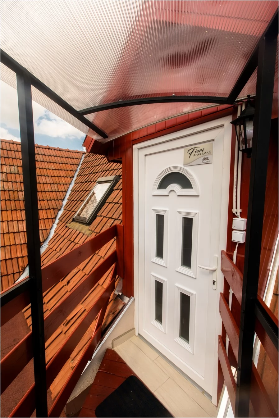  Cazare | Motel (K0690-2) Imaginea poate fi supusă drepturilor de autor. Se recomandă contactarea titularului drepturilor.