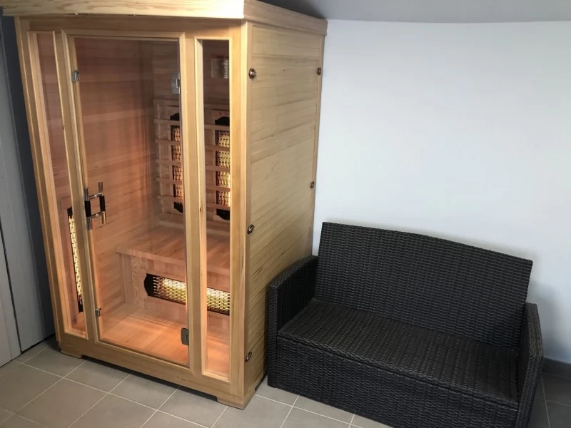  Cazare | Motel (K0690-19) Imaginea poate fi supusă drepturilor de autor. Se recomandă contactarea titularului drepturilor.