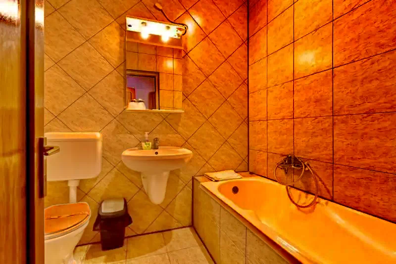 Sighișoara Cazare | Hotel*** (K1384-22) Imaginea poate fi supusă drepturilor de autor. Se recomandă contactarea titularului drepturilor.