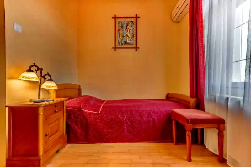 Sighișoara Cazare | Hotel*** (K1384-28) Imaginea poate fi supusă drepturilor de autor. Se recomandă contactarea titularului drepturilor.