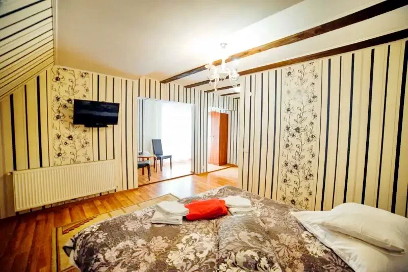 Szállás Cluj Napoca - Pensiunea Domeniul Regilor SPA*** | Kolozsvár - Domeniul Regilor Panzió SPA***. A kép szerzői jogvédelem alatt állhat. Javasolt a kapcsolatfelvétel a jog tulajdonossal.