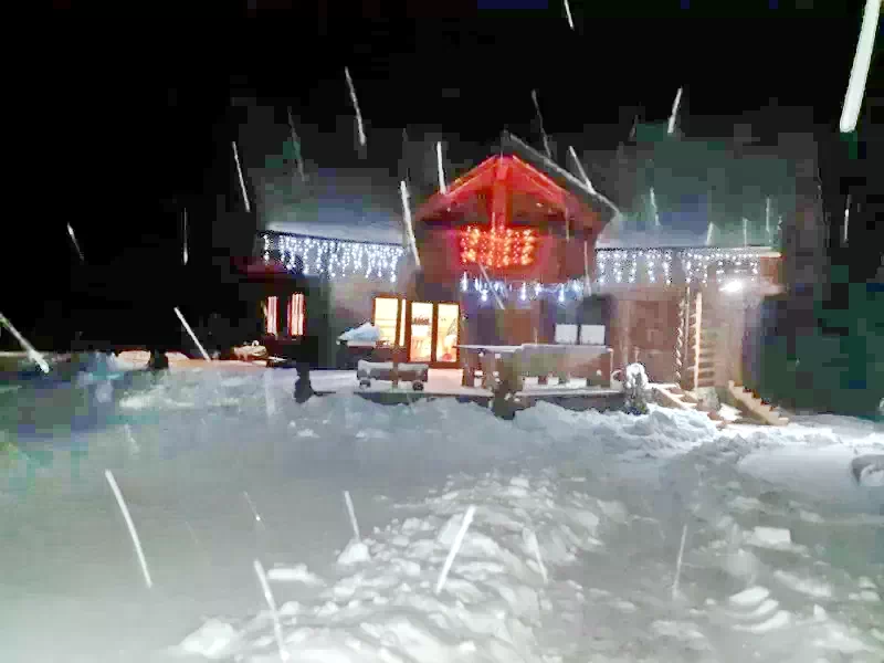 Mădăraș Cazare | Sat de vacanță (K1415-38) Imaginea poate fi supusă drepturilor de autor. Se recomandă contactarea titularului drepturilor.