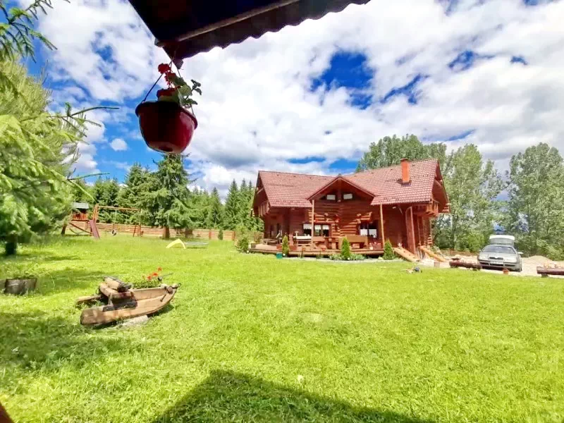 Csíkmadaras Szállás | Üdülőfalu (K1415-40) A kép szerzői jogvédelem alatt állhat. Javasolt a kapcsolatfelvétel a jog tulajdonossal.