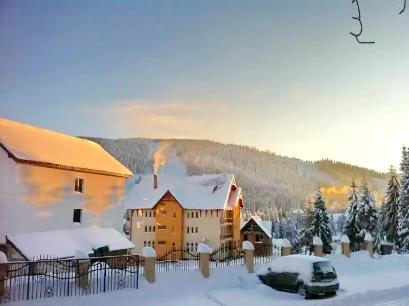 Szállás Arieșeni - Hotel Cristalin*** | Lepus - Cristalin Hotel***. A kép szerzői jogvédelem alatt állhat. Javasolt a kapcsolatfelvétel a jog tulajdonossal.