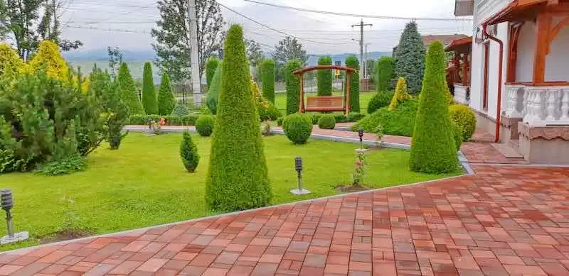 Toplița Cazare | Sat de vacanță (K0224-22) Imaginea poate fi supusă drepturilor de autor. Se recomandă contactarea titularului drepturilor.