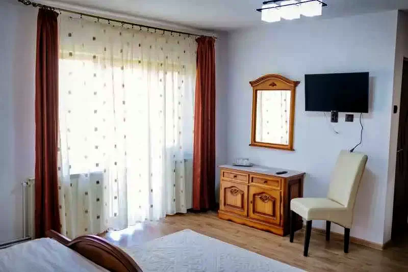 Toplița Cazare | Sat de vacanță (K0224-23) Imaginea poate fi supusă drepturilor de autor. Se recomandă contactarea titularului drepturilor.