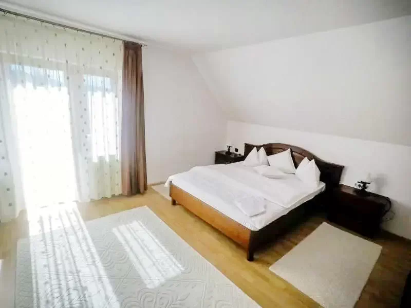 Maroshévíz Szállás | Üdülőfalu (K0224-33) A kép szerzői jogvédelem alatt állhat. Javasolt a kapcsolatfelvétel a jog tulajdonossal.