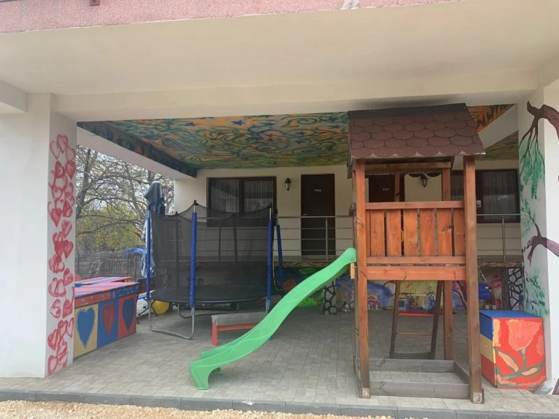 Bran Cazare | Pensiune turistică (K0692-32) Imaginea poate fi supusă drepturilor de autor. Se recomandă contactarea titularului drepturilor.