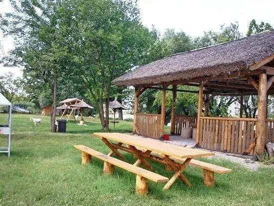  Szállás | Vendégház (K1298-23) A kép szerzői jogvédelem alatt állhat. Javasolt a kapcsolatfelvétel a jog tulajdonossal.