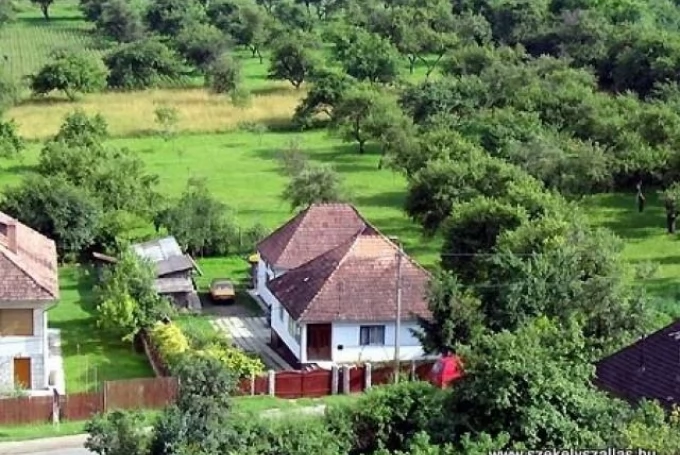 Mugeni Cazare | Motel (K0634-39) Imaginea poate fi supusă drepturilor de autor. Se recomandă contactarea titularului drepturilor.