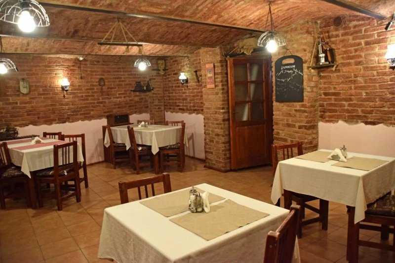 Brașov Cazare | Motel (K0079-2) Imaginea poate fi supusă drepturilor de autor. Se recomandă contactarea titularului drepturilor.