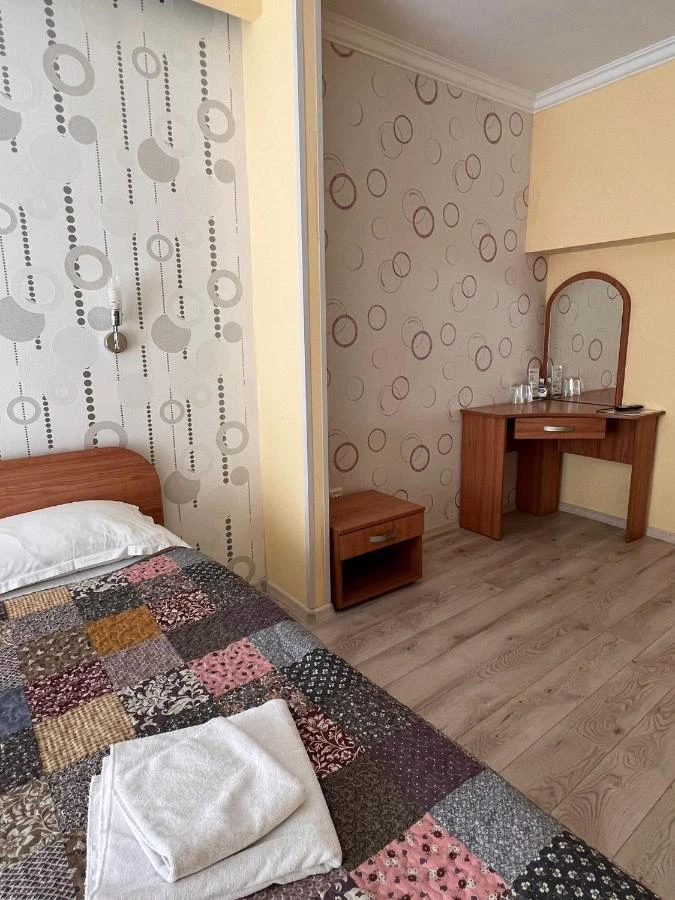 Brassó Szállás | Motel (K0079-51) A kép szerzői jogvédelem alatt állhat. Javasolt a kapcsolatfelvétel a jog tulajdonossal.