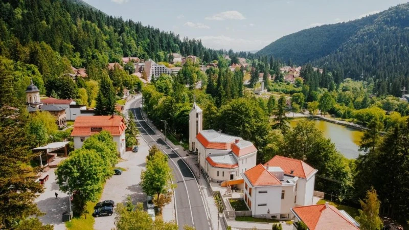 Tusnádfürdő Szállás | Hotel** (K1536-42) A kép szerzői jogvédelem alatt állhat. Javasolt a kapcsolatfelvétel a jog tulajdonossal.