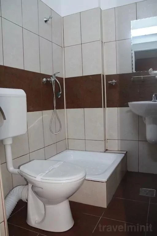 Ocna Șugatag Cazare | Pensiune turistică (K1535-15) Imaginea poate fi supusă drepturilor de autor. Se recomandă contactarea titularului drepturilor.