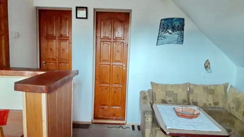 Harghita-Băi Cazare | Bungalow (K1422-8) Imaginea poate fi supusă drepturilor de autor. Se recomandă contactarea titularului drepturilor.