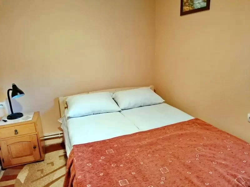 Hargitafürdő Szállás | Bungalow (K1422-12) A kép szerzői jogvédelem alatt állhat. Javasolt a kapcsolatfelvétel a jog tulajdonossal.