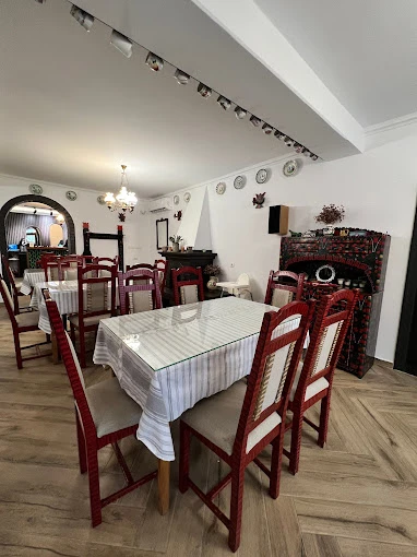 Sic Cazare | Motel (K1537-14) Imaginea poate fi supusă drepturilor de autor. Se recomandă contactarea titularului drepturilor.