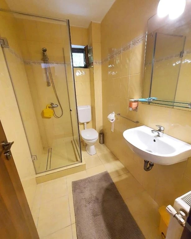 Szék Szállás | Motel (K1537-20) A kép szerzői jogvédelem alatt állhat. Javasolt a kapcsolatfelvétel a jog tulajdonossal.