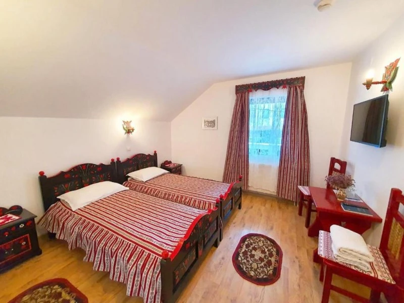 Sic Cazare | Motel (K1537-22) Imaginea poate fi supusă drepturilor de autor. Se recomandă contactarea titularului drepturilor.