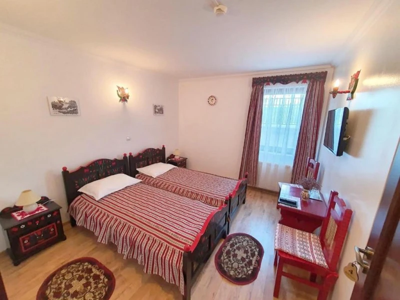 Sic Cazare | Motel (K1537-42) Imaginea poate fi supusă drepturilor de autor. Se recomandă contactarea titularului drepturilor.