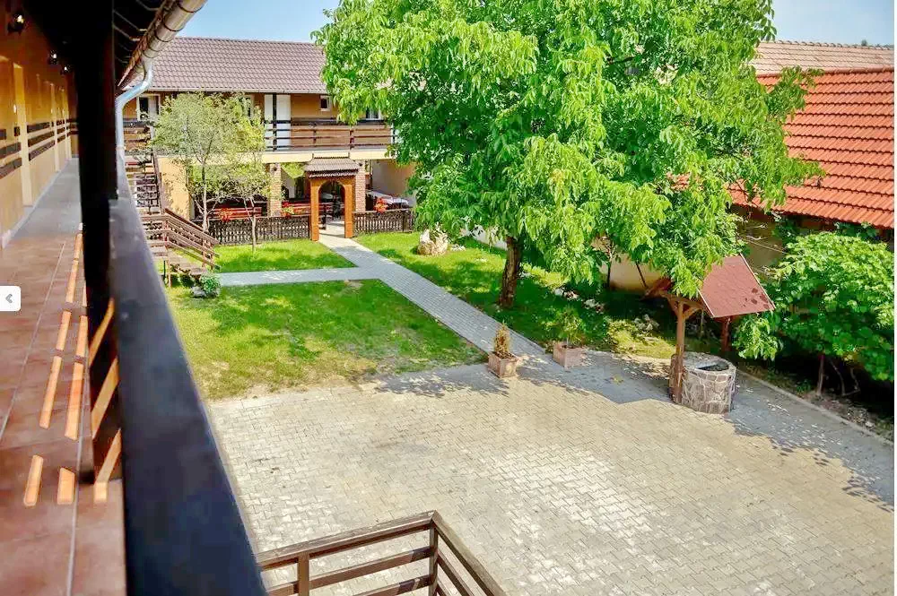 Bisericani Cazare | Motel (K0480-1) Imaginea poate fi supusă drepturilor de autor. Se recomandă contactarea titularului drepturilor.