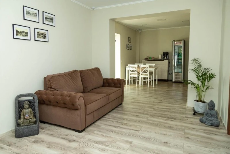 Reghin Cazare | Motel (K1541-42) Imaginea poate fi supusă drepturilor de autor. Se recomandă contactarea titularului drepturilor.