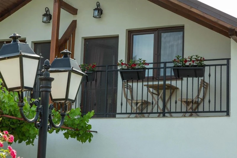 Reghin Cazare | Motel (K1541-49) Imaginea poate fi supusă drepturilor de autor. Se recomandă contactarea titularului drepturilor.