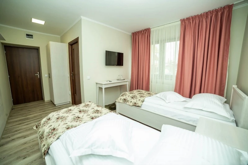 Szászrégen Szállás | Motel (K1541-55) A kép szerzői jogvédelem alatt állhat. Javasolt a kapcsolatfelvétel a jog tulajdonossal.