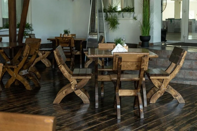 Reghin Cazare | Motel (K1541-58) Imaginea poate fi supusă drepturilor de autor. Se recomandă contactarea titularului drepturilor.